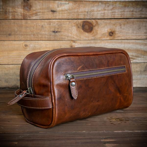 Benjamin Leather Wash Bag - Image 13