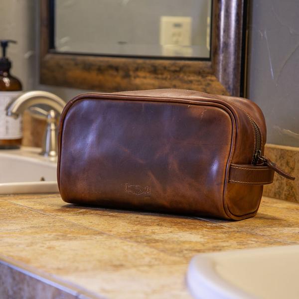 Benjamin Leather Wash Bag - Image 14
