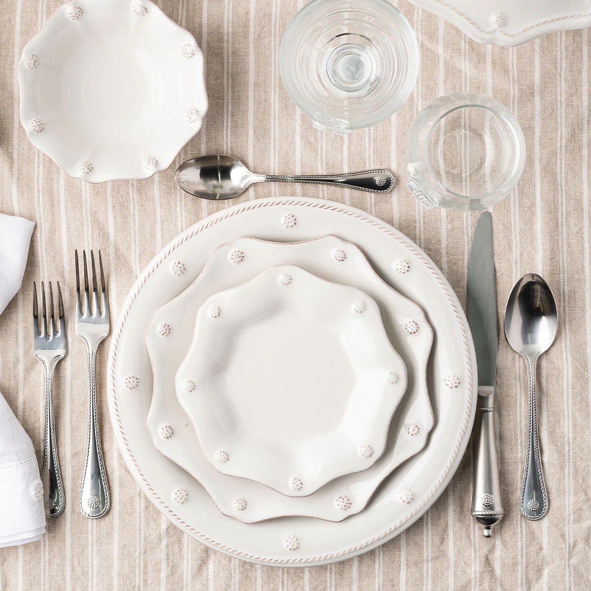 Berry & Thread Classic 16pc Place Setting - Whitewash - Image 2