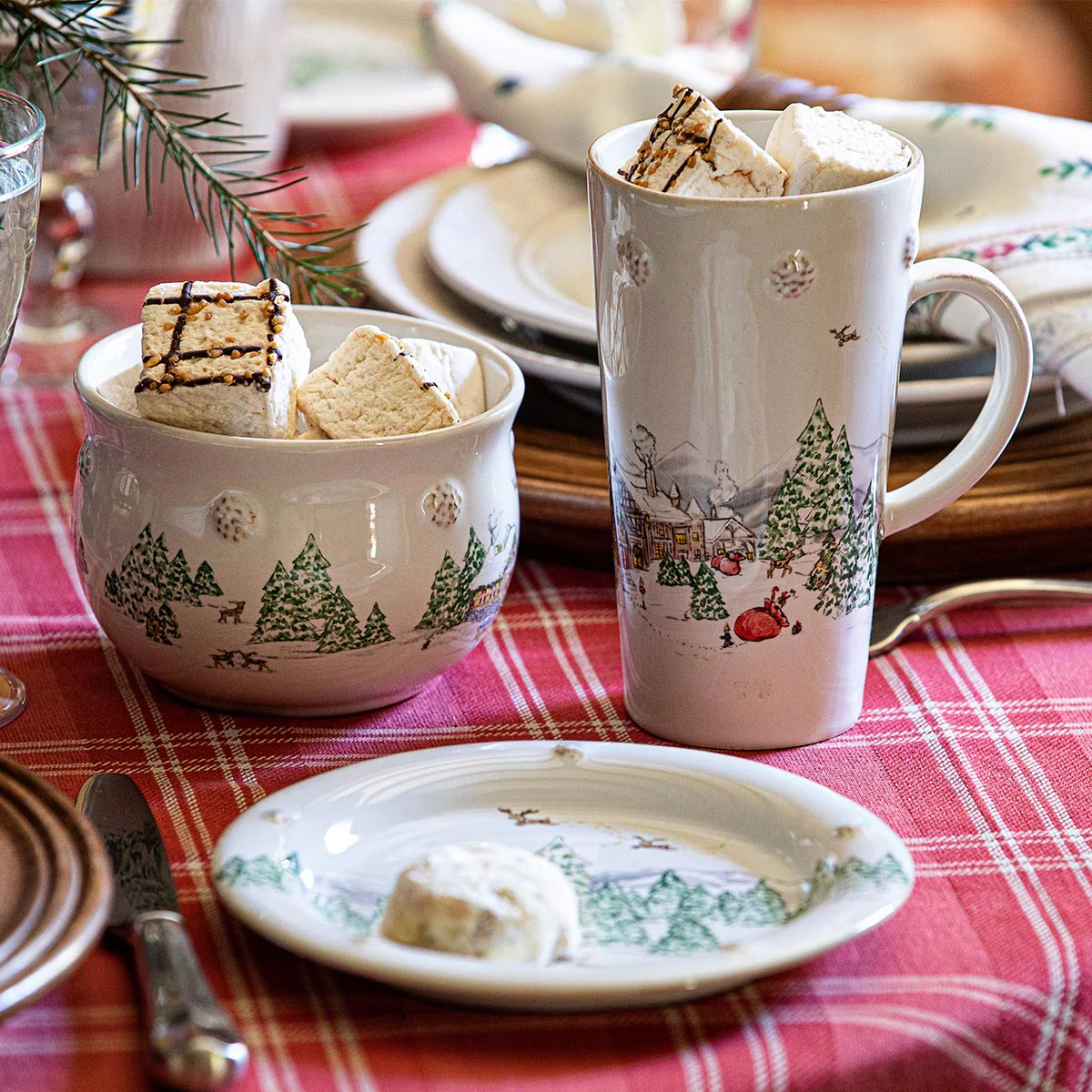 Berry & Thread North Pole Travel Mug - Image 3