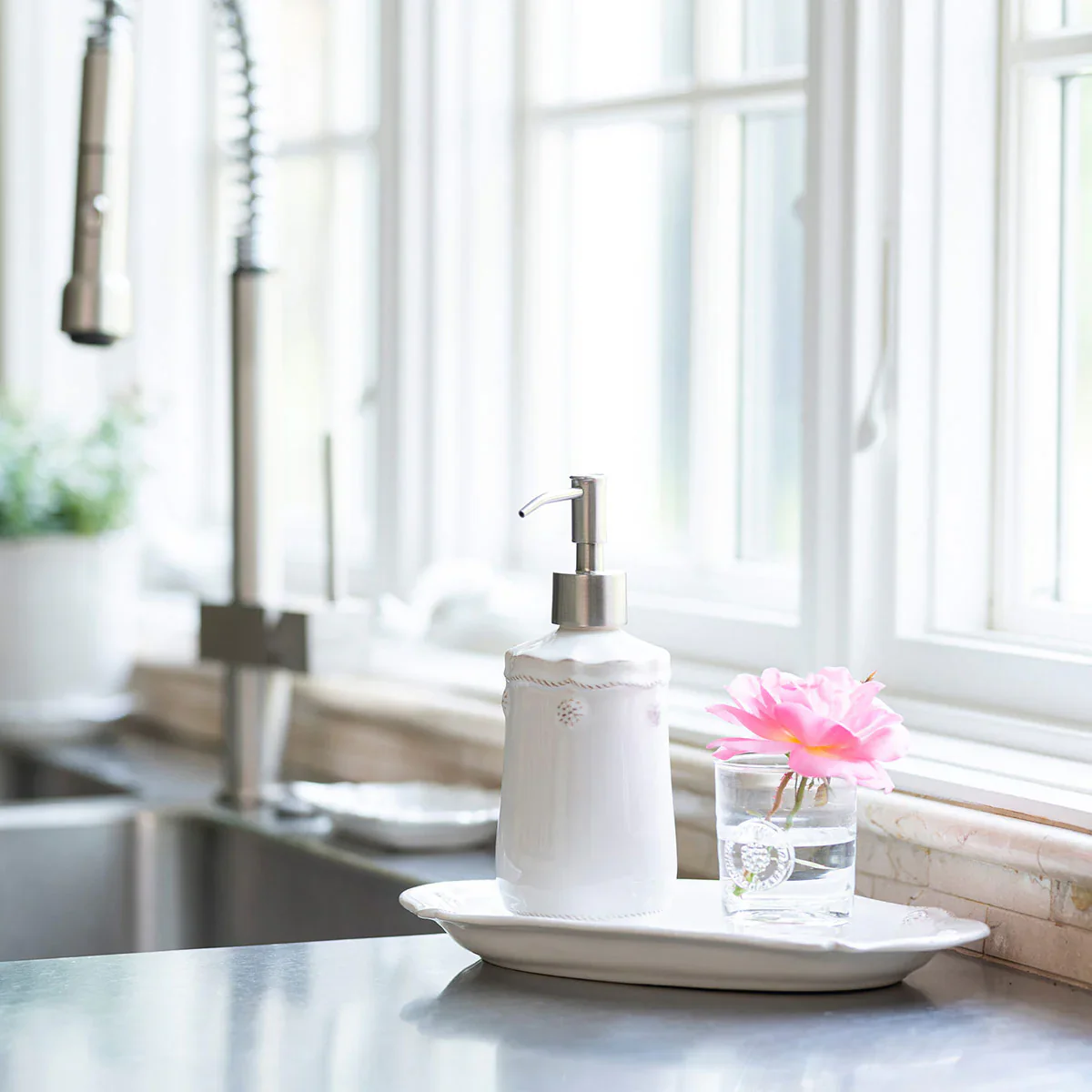 Berry & Thread Soap Dispenser - Whitewash - Image 3
