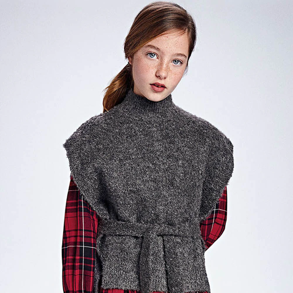 Bright Lead Tricot Knit Vest - Image 4