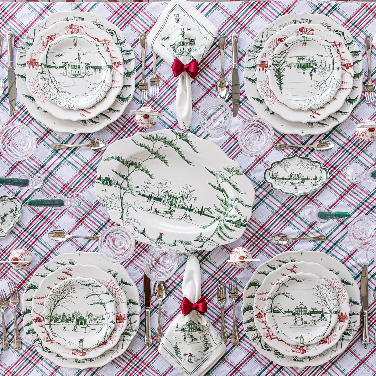 Country Estate Winter Frolic 18" Platter - Evergreen - Image 3