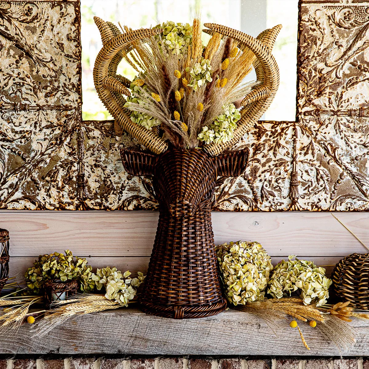 Devon Willow Stag Vase - Image 6