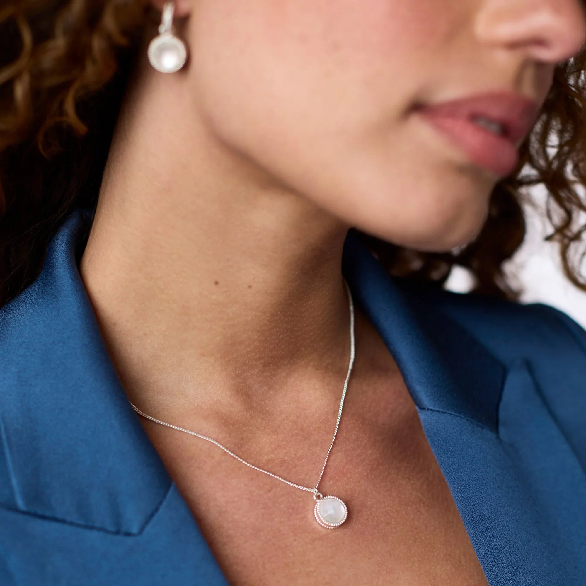 Fleur-De-Lis Solitaire Necklace - Image 12