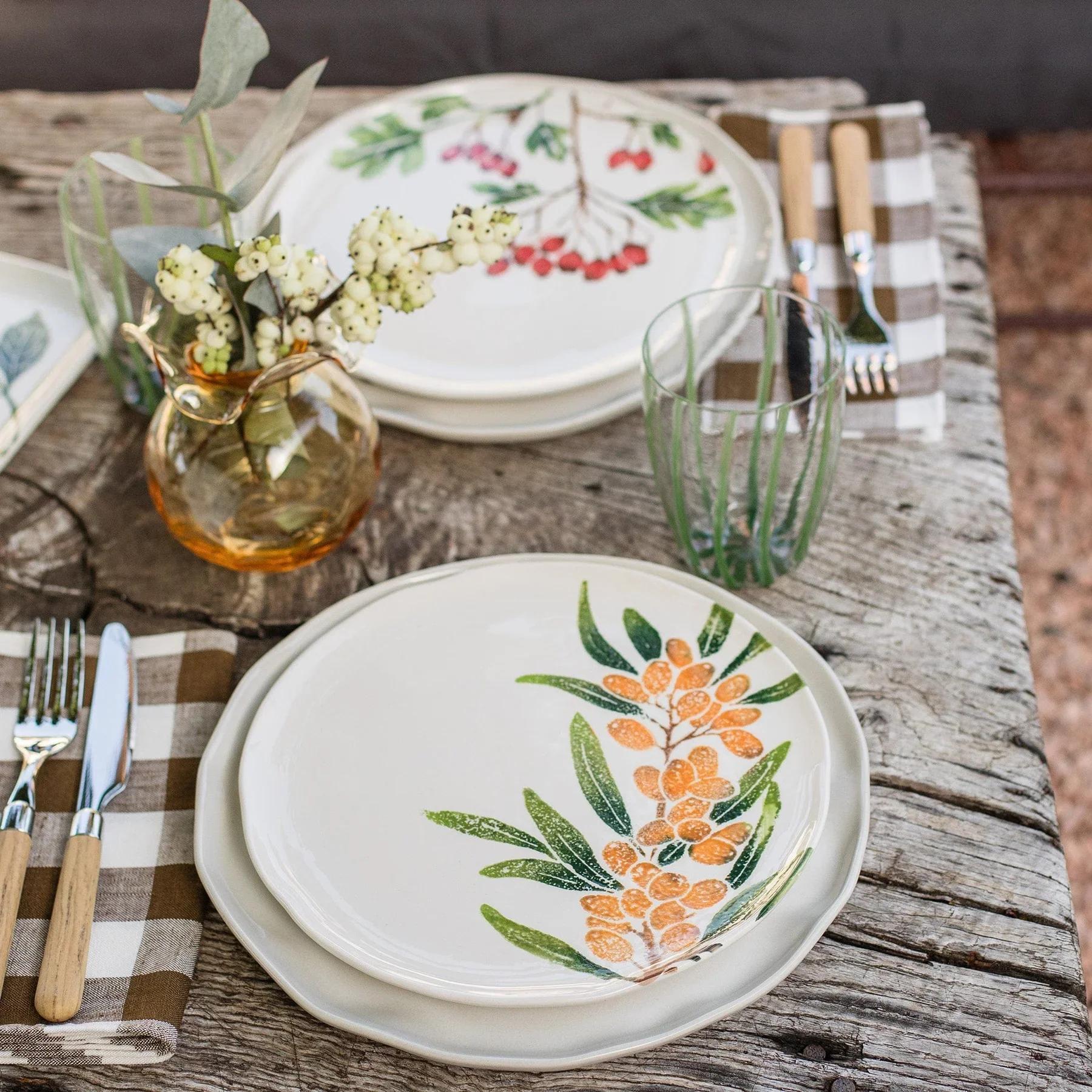 Foresta Primavera Hawthorn Salad Plate - Image 2