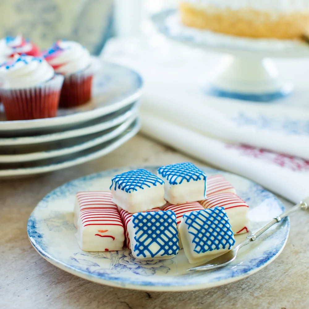 Giulietta Blue Salad/Dessert Plate - Image 4