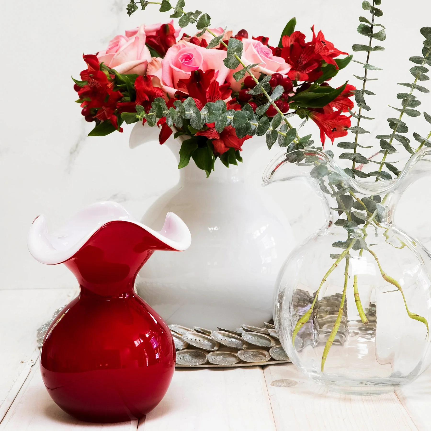 Hibiscus Glass White Medium Fluted Vase - Image 2