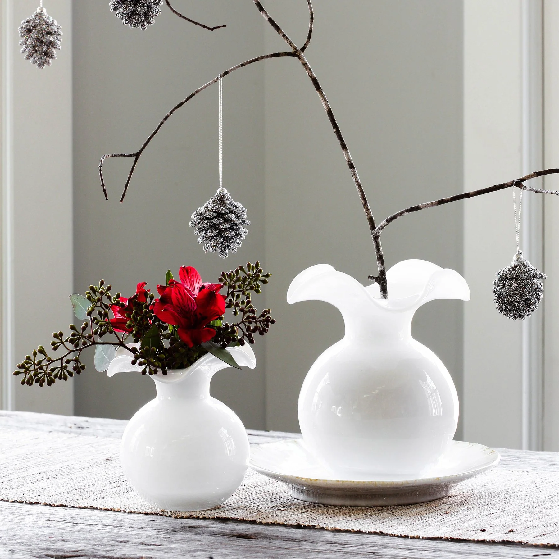 Hibiscus Glass White Small Fluted Vase - Image 6