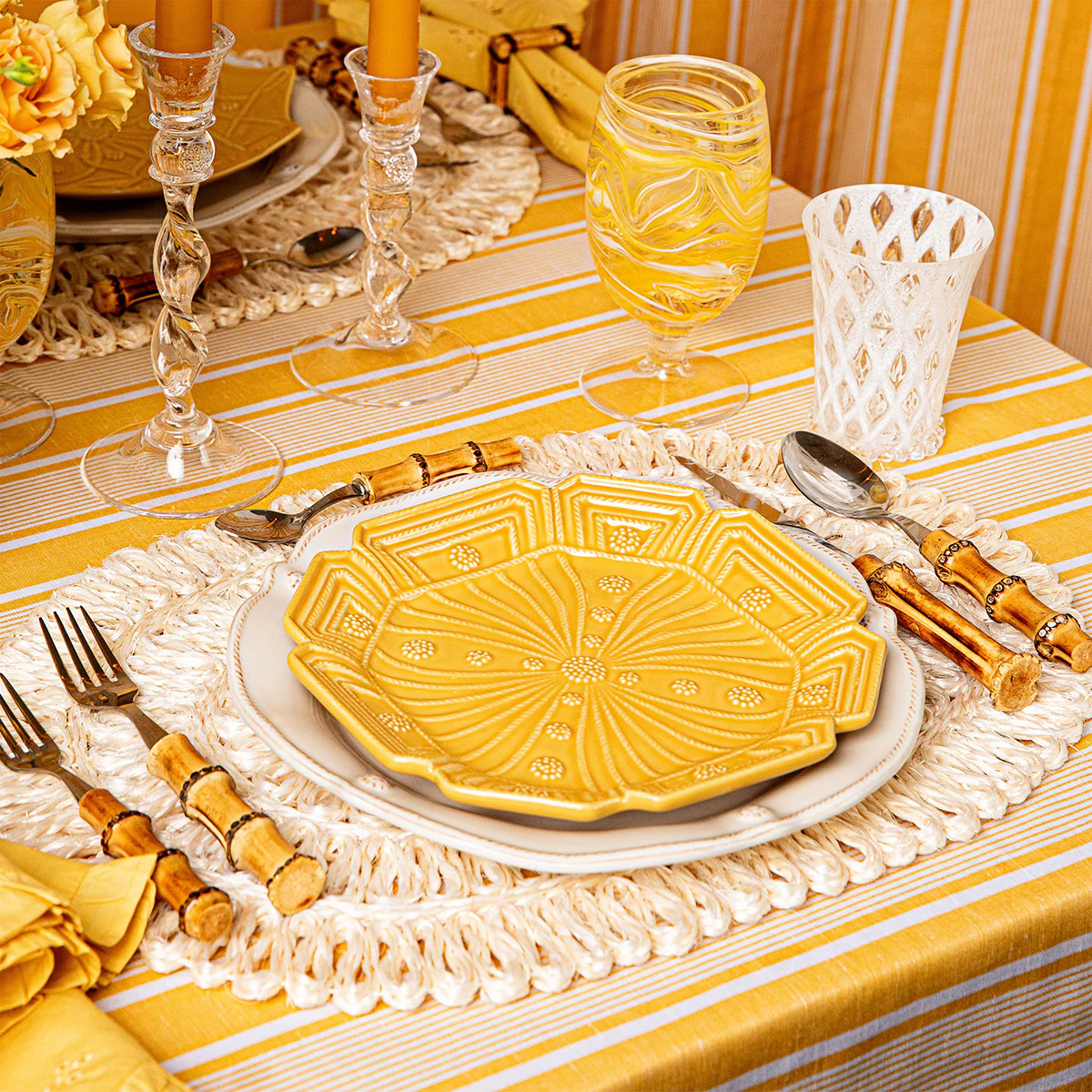 Jardins du Monde Dessert/Salad Plate Assorted Set /4 - Daffodil - Image 4