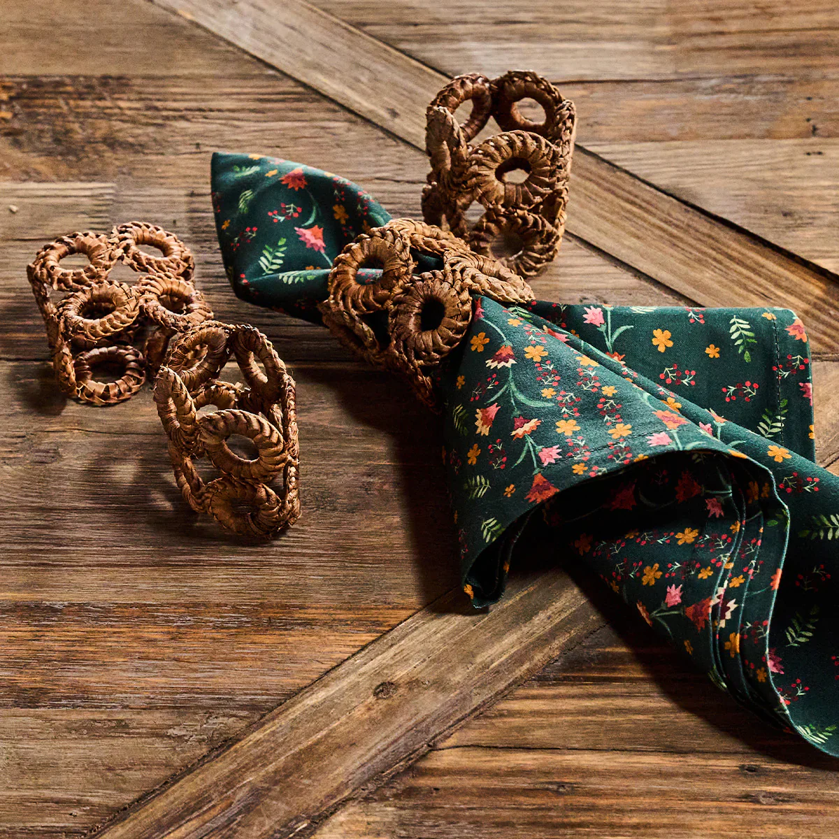 Klara Floral Napkin Set/4 - Evergreen - Image 4