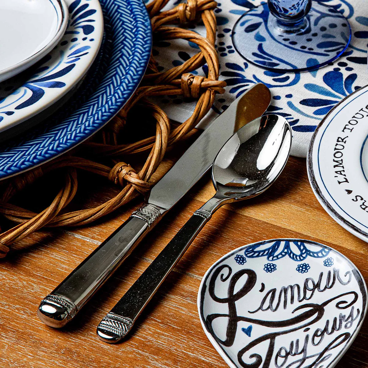 Le Panier 20pc Place Setting - Polished - Image 3