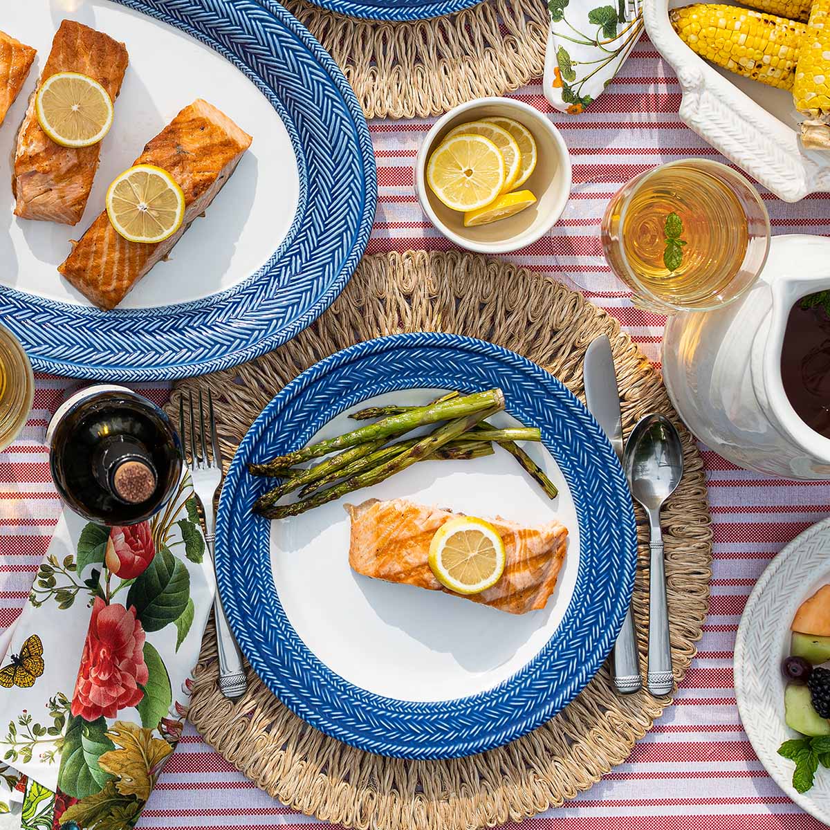 Le Panier Dinner Plate - Delft Blue - Image 8