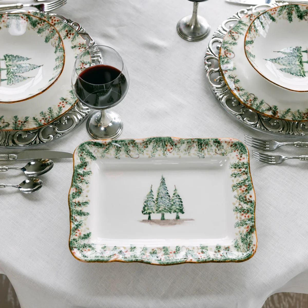 Natale Scalloped Medium Rectangular Tray - Image 5