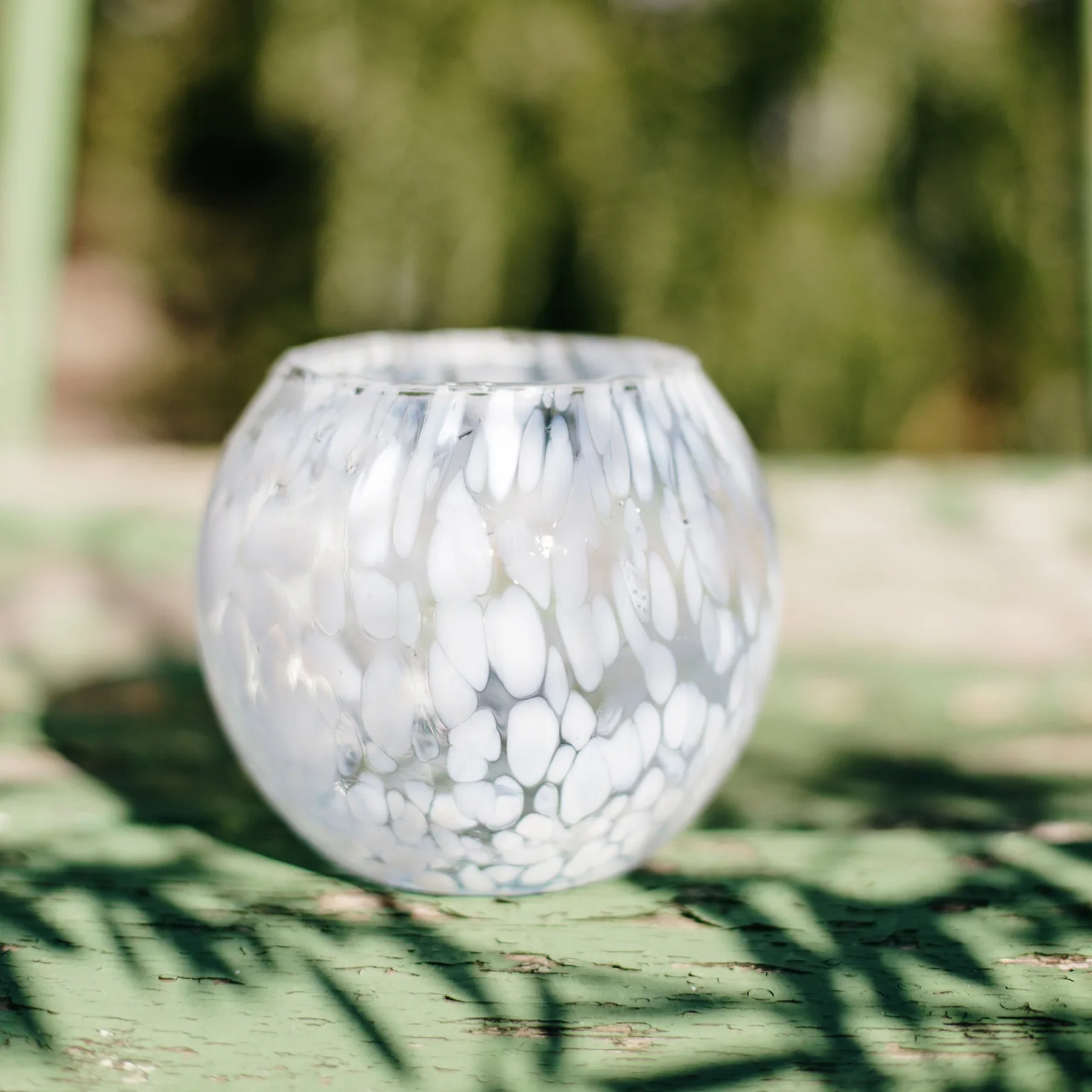 Nuvola White Round Bud Vase - Image 3