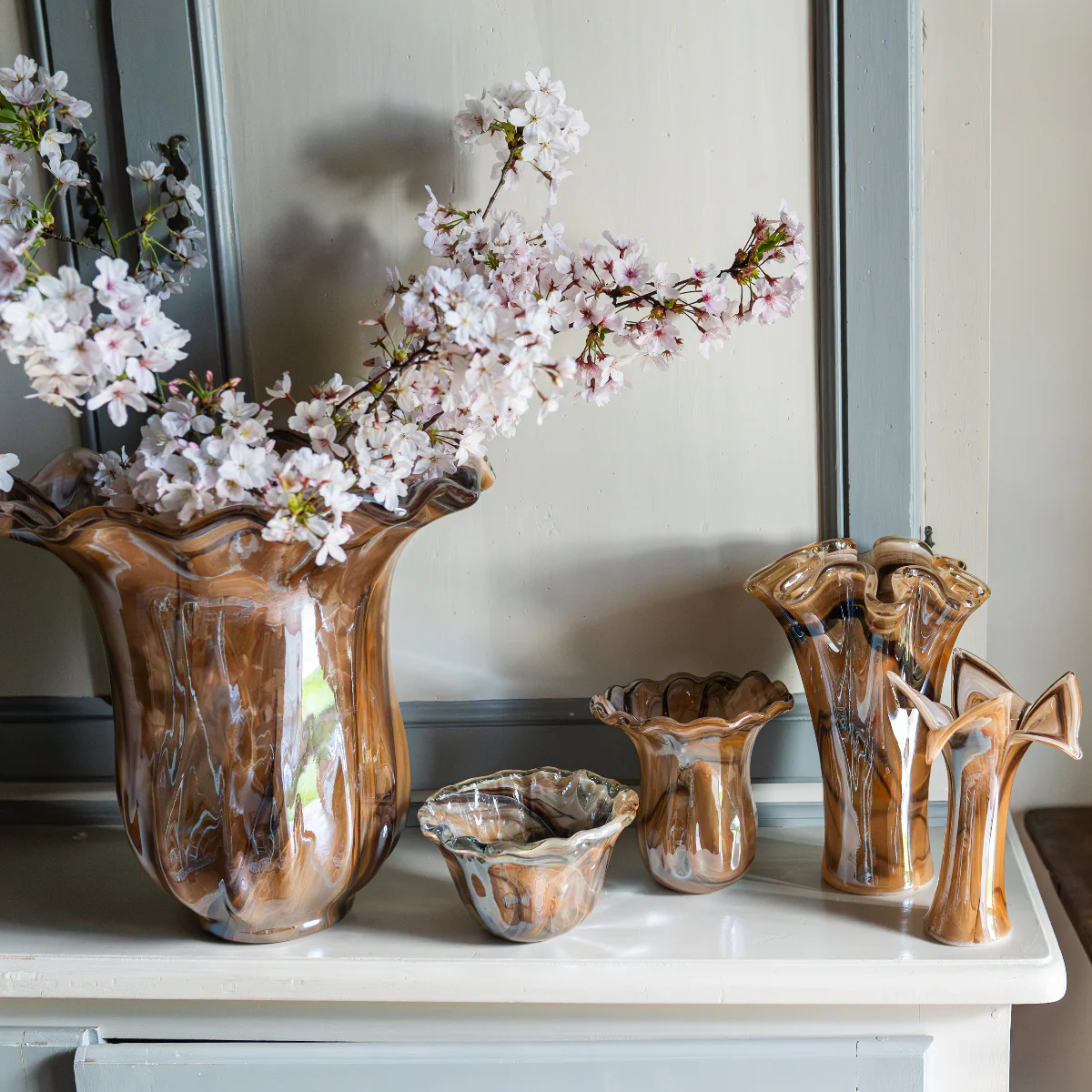 Onda Glass Tortoiseshell Small Tulip Vase - Image 2