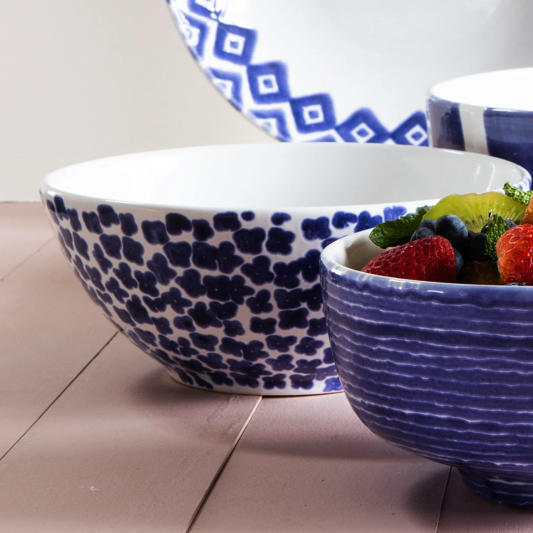 Santorini Flower Small Serving Bowl - Image 3