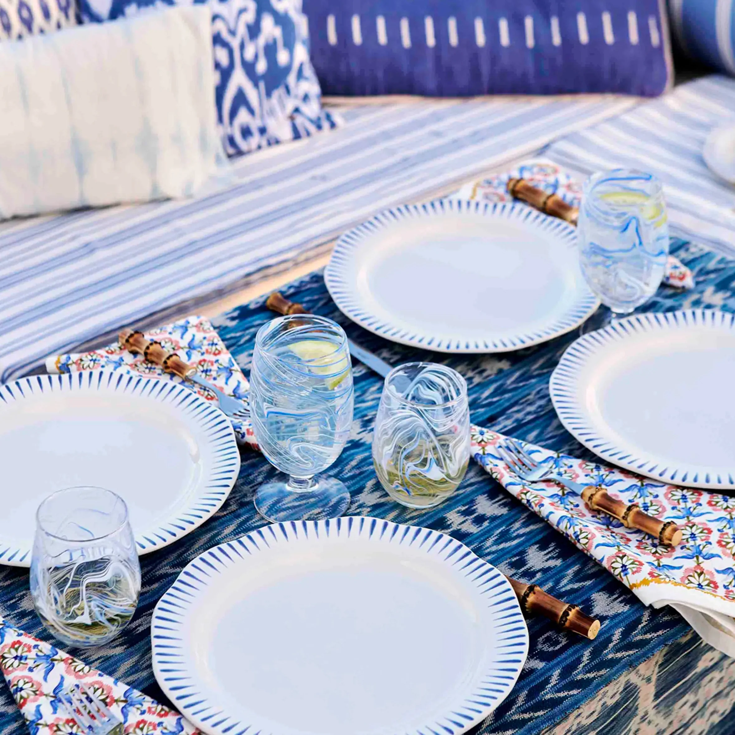 Sitio Stripe 16pc Place Setting - Delft Blue - Image 2
