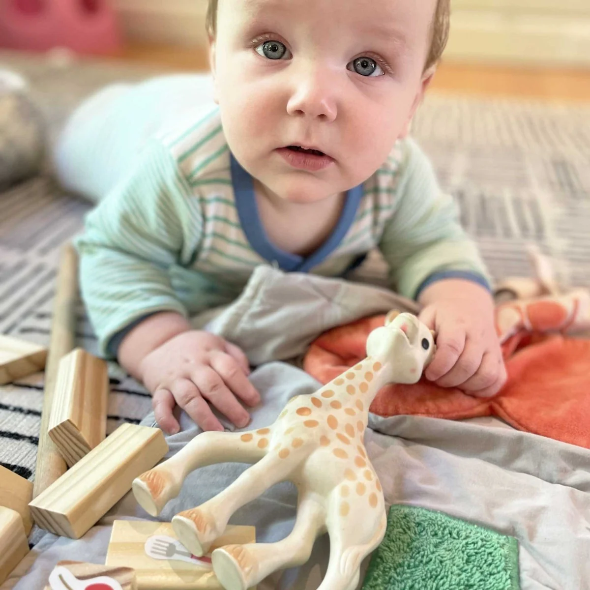 Sophie la Girafe Toy - Image 5