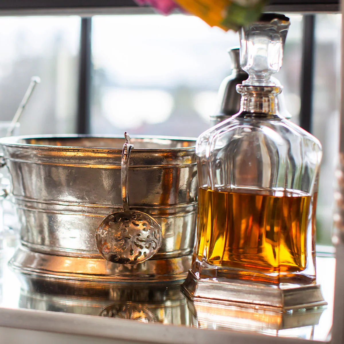 Taverna Wide Liquor Decanter - Image 5