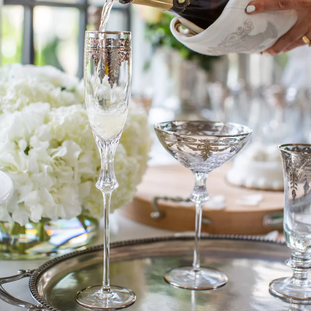 Vetro Platinum Wedding Flute Set - Image 4