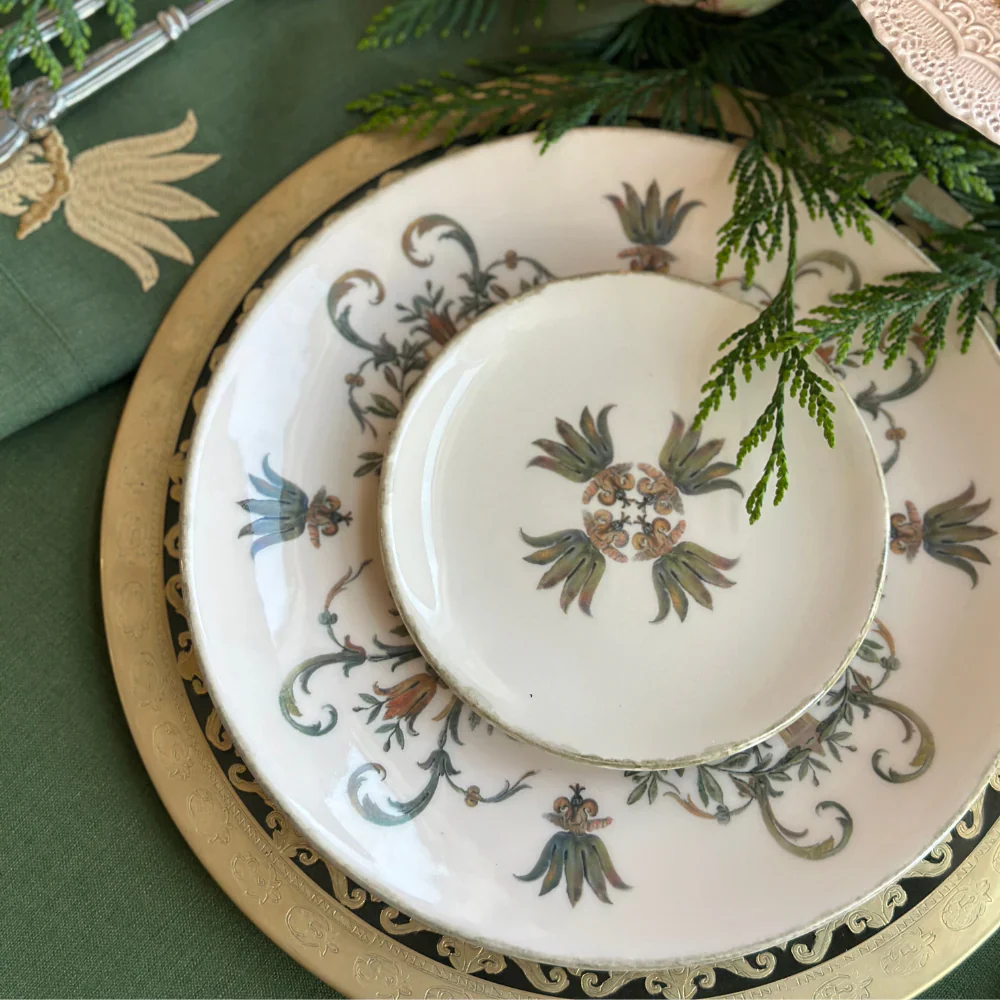 Villa Bread Plate - Image 2