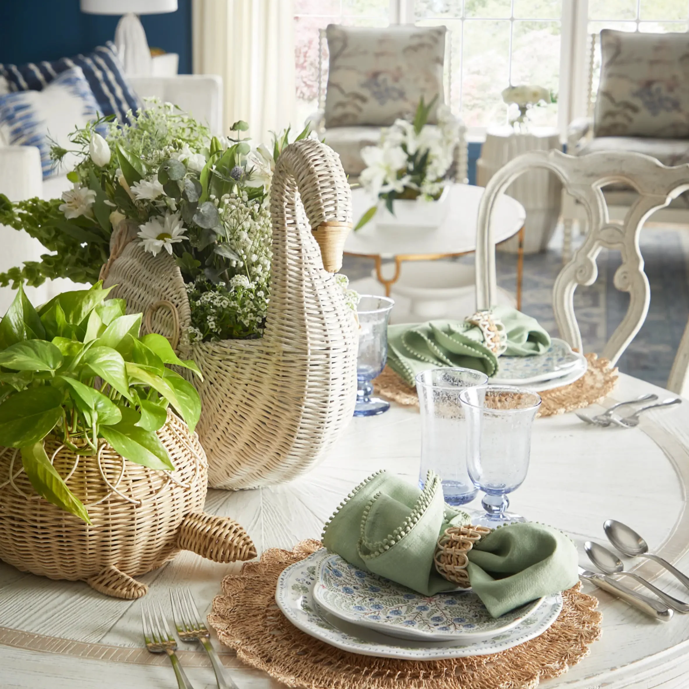 Villa Seville Dinner Plate - Chambray - Image 6