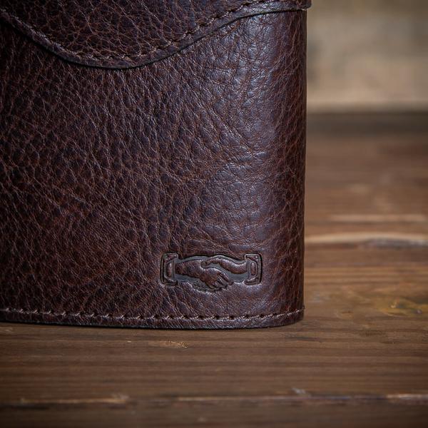 White Wing Legacy Leather Flask - Image 7