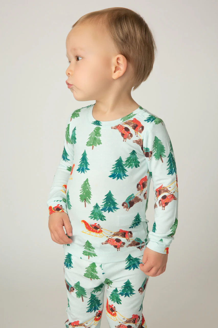 Winter Bison 2 Pc. Lounge Set - Image 3